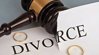 Divorce lawyer